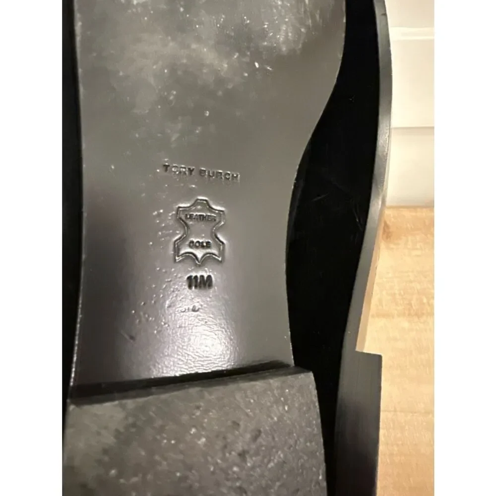 Tory Burch Violet T Strap Shoe in Velvet Black